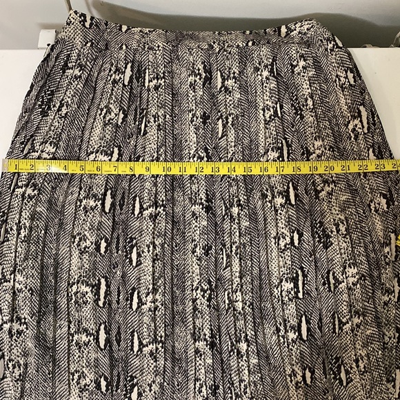 J Crew Midi Skirt - Picture 8 of 9